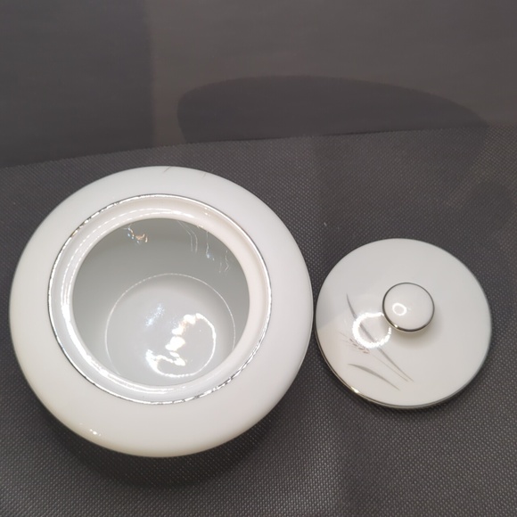 Vintage Platinum Wheat Fine China Japan Sugar Bowl - Picture 2 of 3